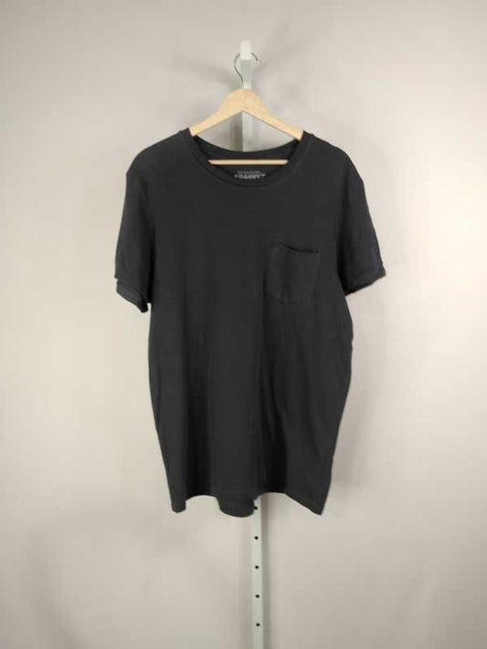 Groovy Pocket Tee - Outerworn