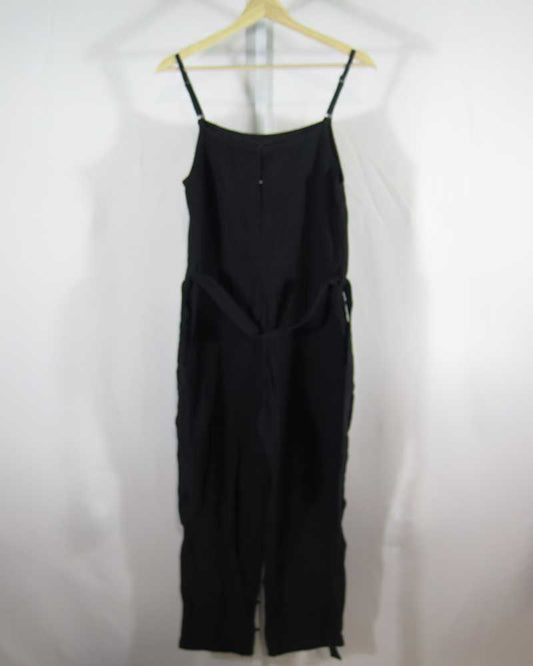 Sunday Suit - Outerworn