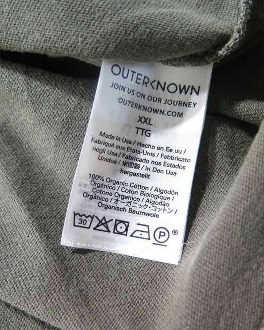 Groovy Pocket Tee - Outerworn