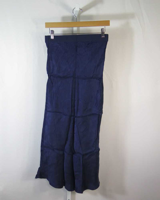 Regan Slip Skirt - Outerworn