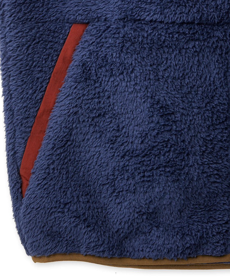 Skyline Sherpa Vest - Outerworn