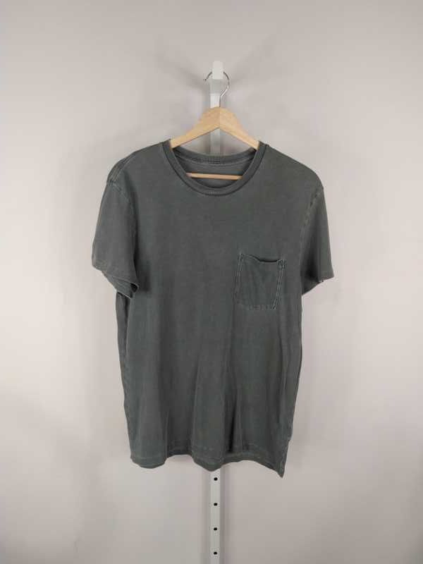 Groovy Pocket Tee - Outerworn