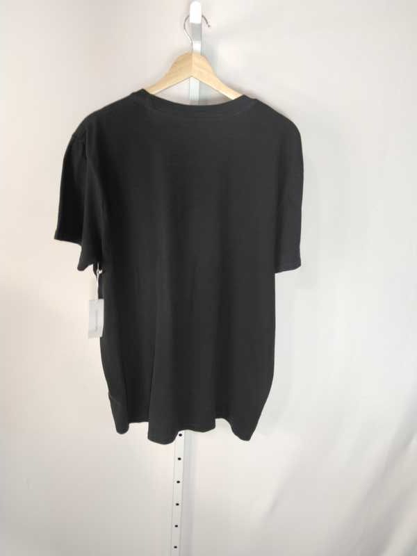 Groovy Pocket Tee - Outerworn